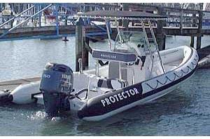 2005 Protector 22 Center Console